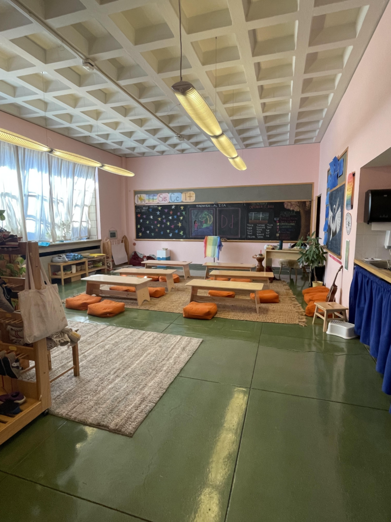 first-grade-waldorf-classroom